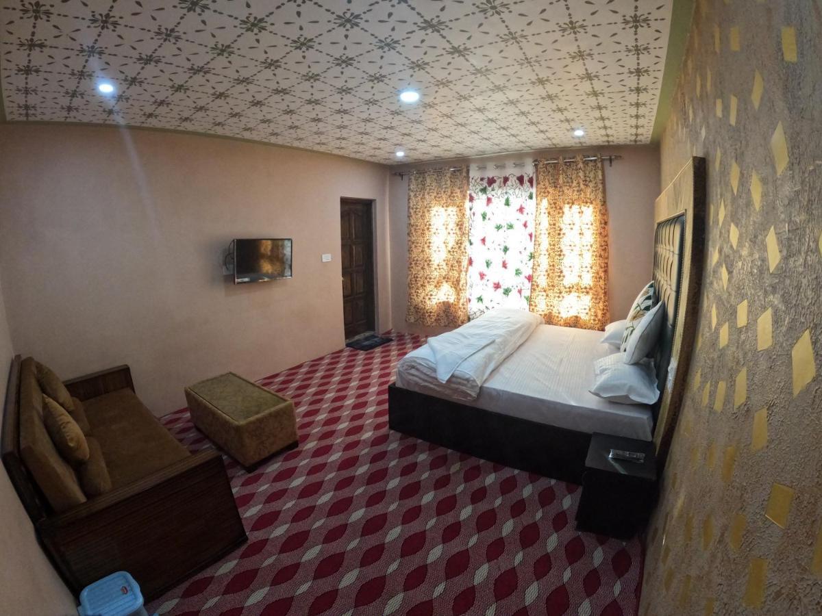 Hotel Seven Pahalgām Eksteriør billede